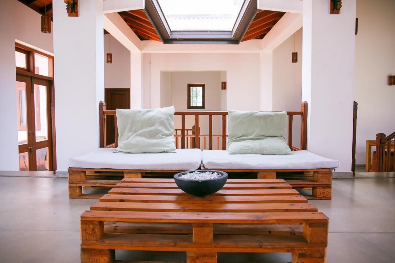 Battaramulla Boutique Villa 斯里贾亚瓦德纳普拉科特 外观 照片