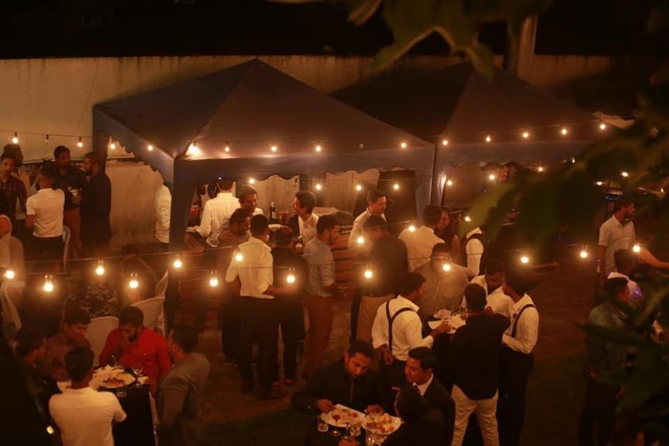 Battaramulla Boutique Villa 斯里贾亚瓦德纳普拉科特 外观 照片