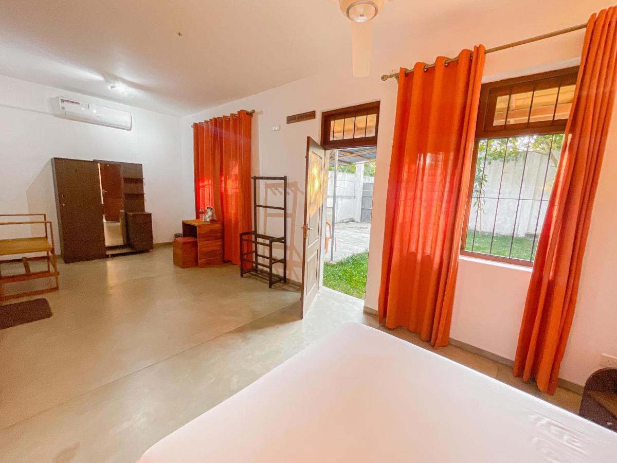 Battaramulla Boutique Villa 斯里贾亚瓦德纳普拉科特 外观 照片