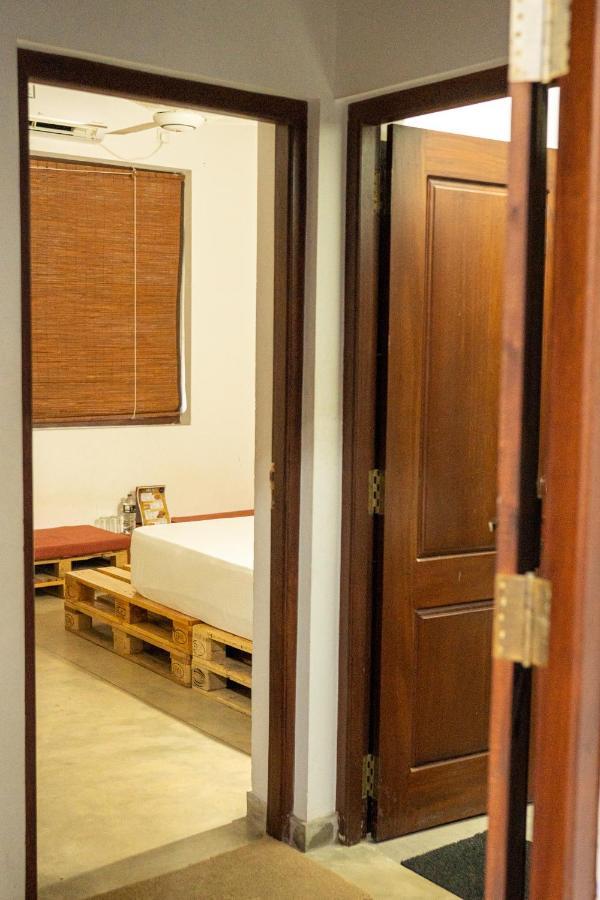 Battaramulla Boutique Villa 斯里贾亚瓦德纳普拉科特 外观 照片