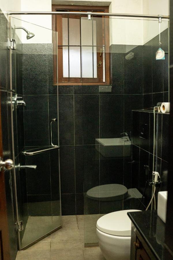 Battaramulla Boutique Villa 斯里贾亚瓦德纳普拉科特 外观 照片